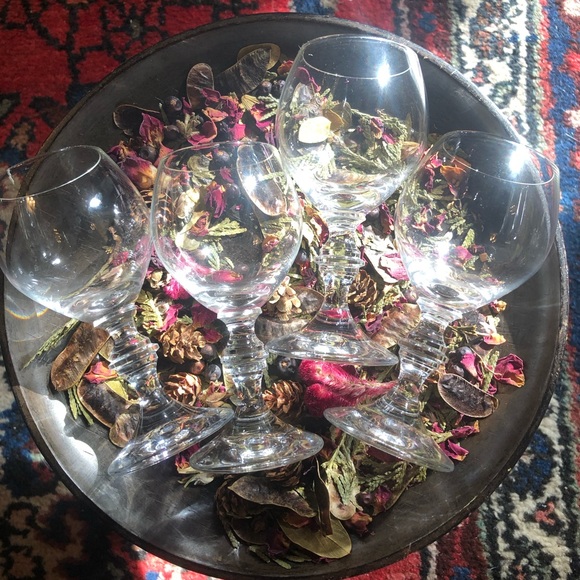 Set of Four Crystal Cordial Glasses - Picture 6 of 14